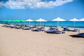 On the beach - Black Sea Bugaz (Zatoka)