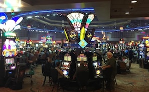 Casino - Seven Clans Hotel (Kinder)