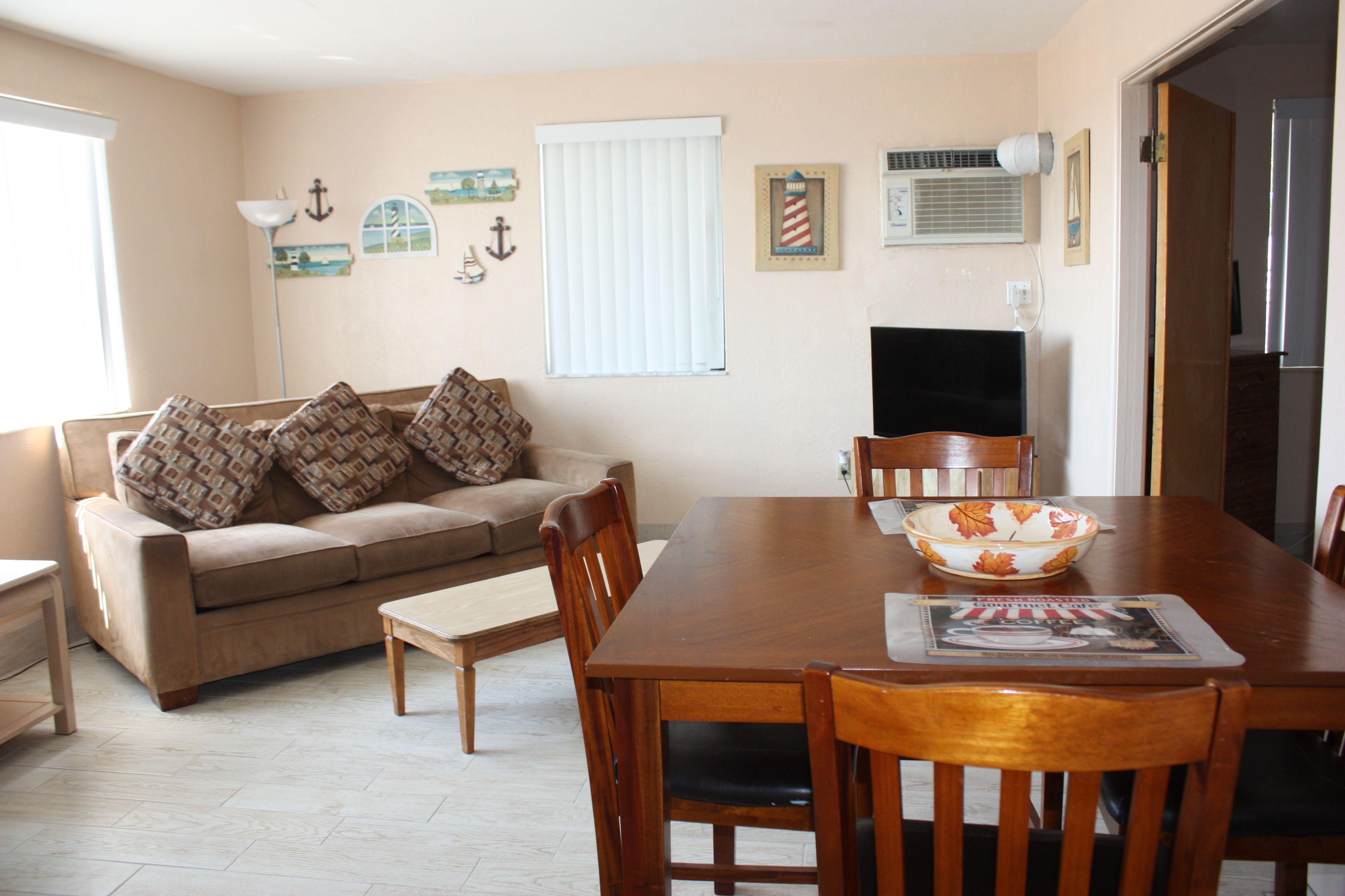 apartment, 1 king bed with sofa bed | desk, free wifi