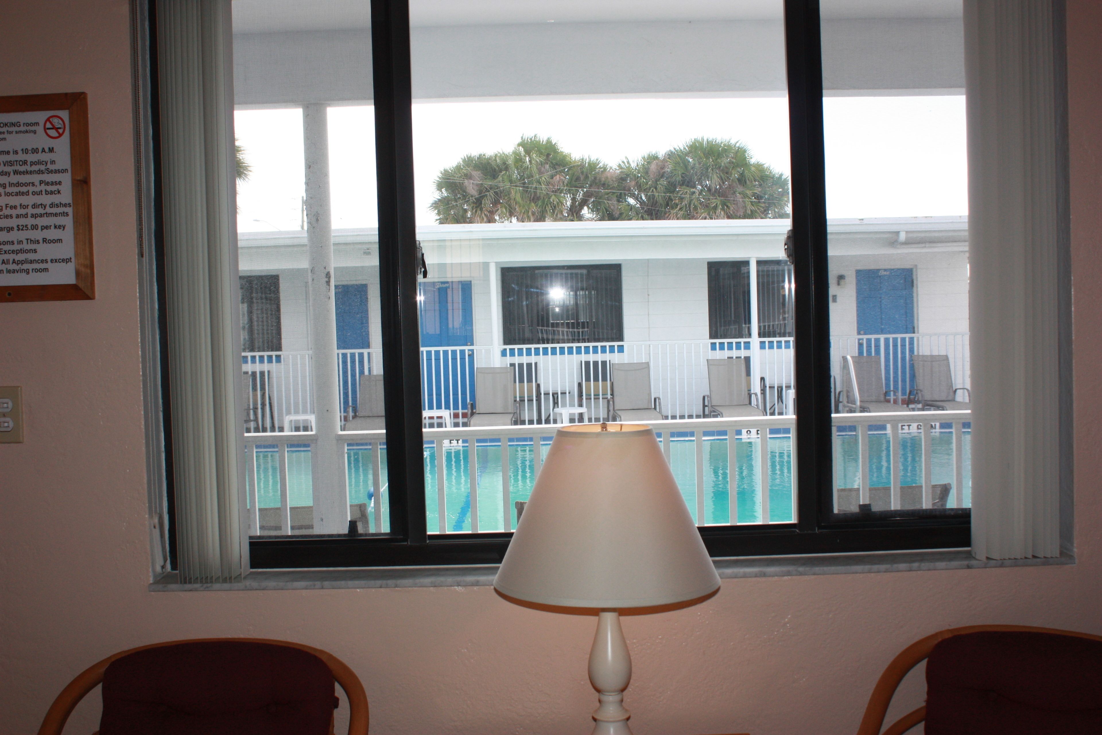 room, 2 double beds | desk, free wifi