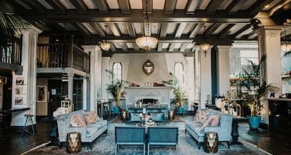 Hotel Petaluma, Tapestry Collection by Hilton