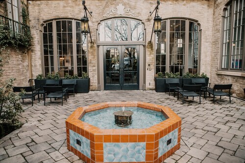 Hotel Petaluma, Tapestry Collection by Hilton