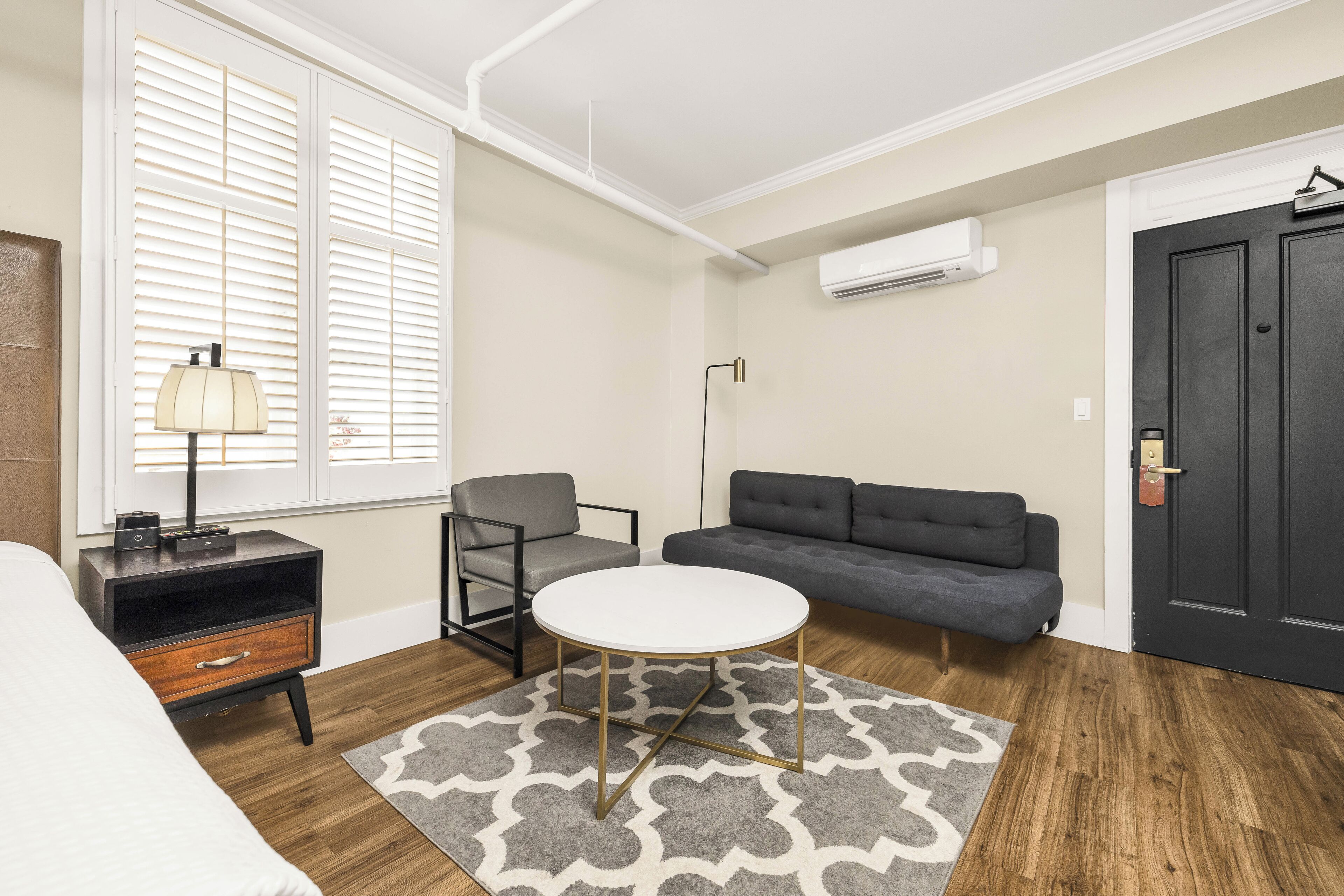 Junior Suite, 1 King Bed | Living area | 32-inch LED TV with digital channels, TV