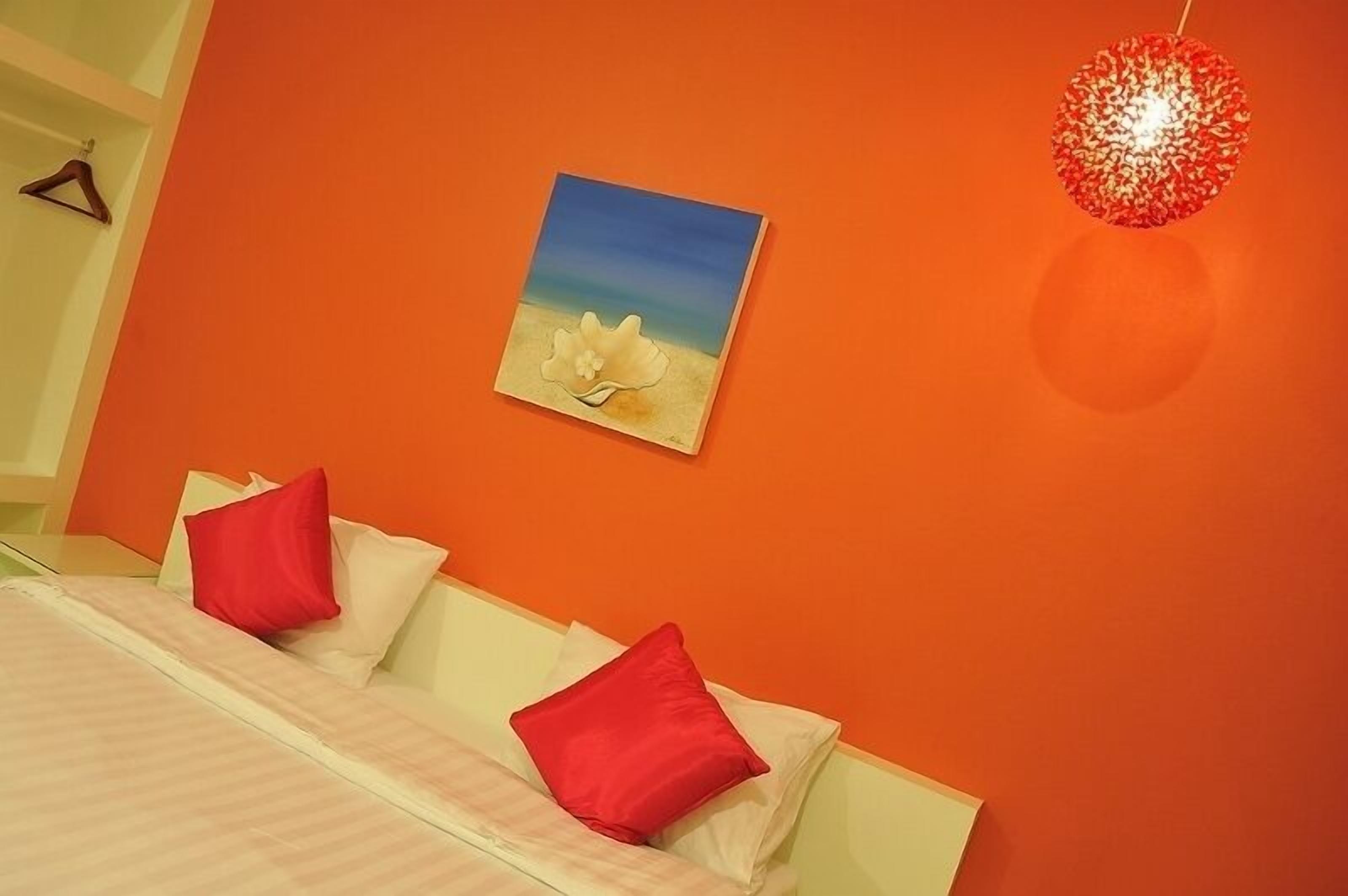 minibar, in-room safe, desk, blackout curtains