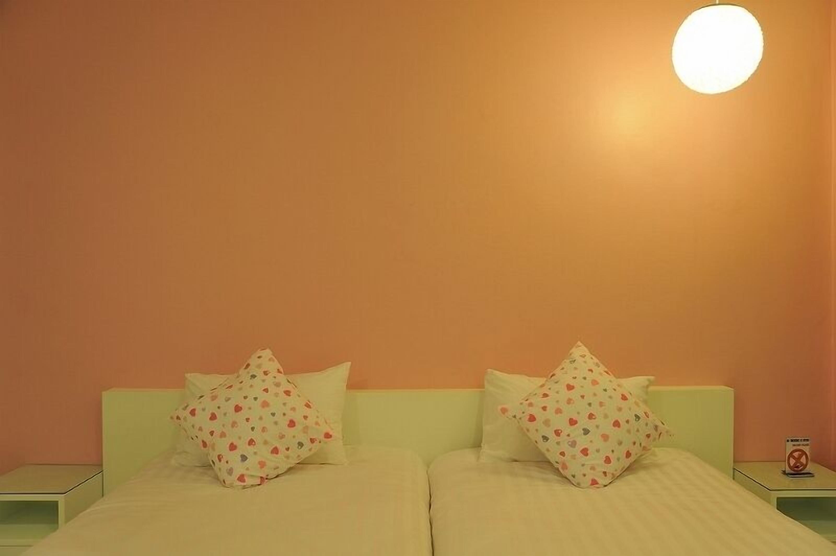 minibar, in-room safe, desk, blackout curtains