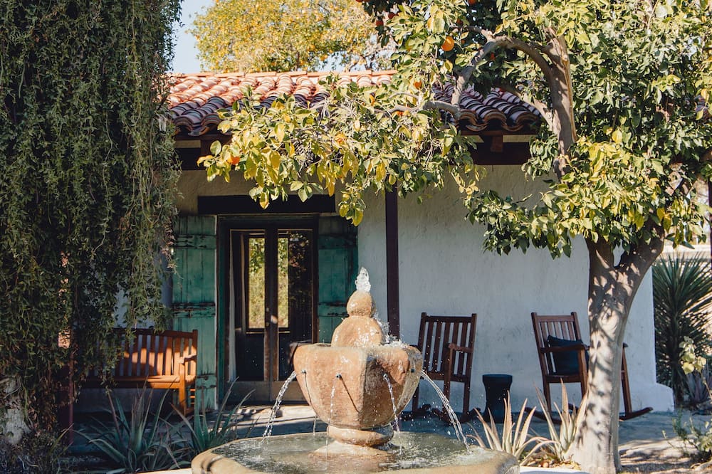 Casa Cody