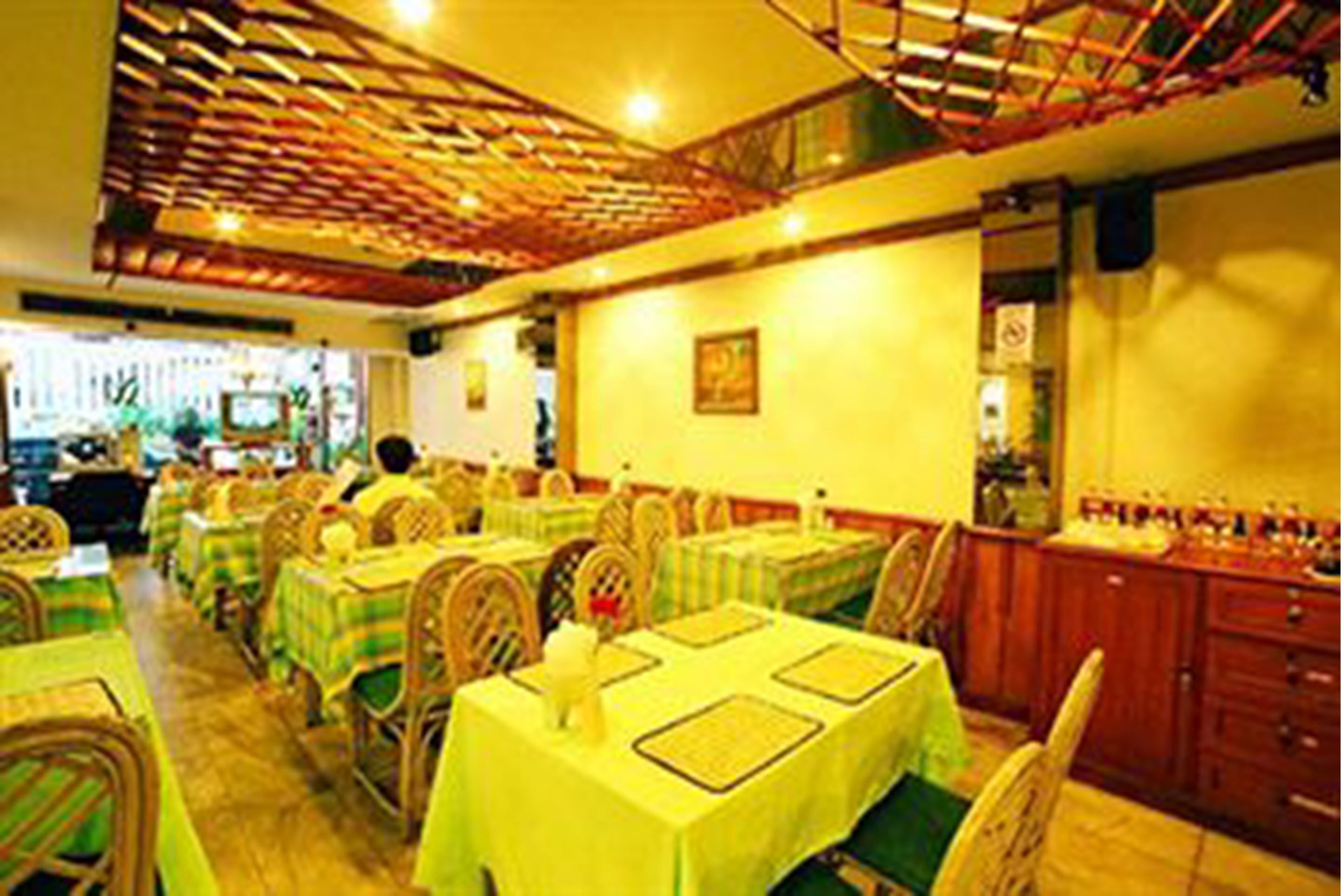 Photo - Wall Street Inn, Bangkok