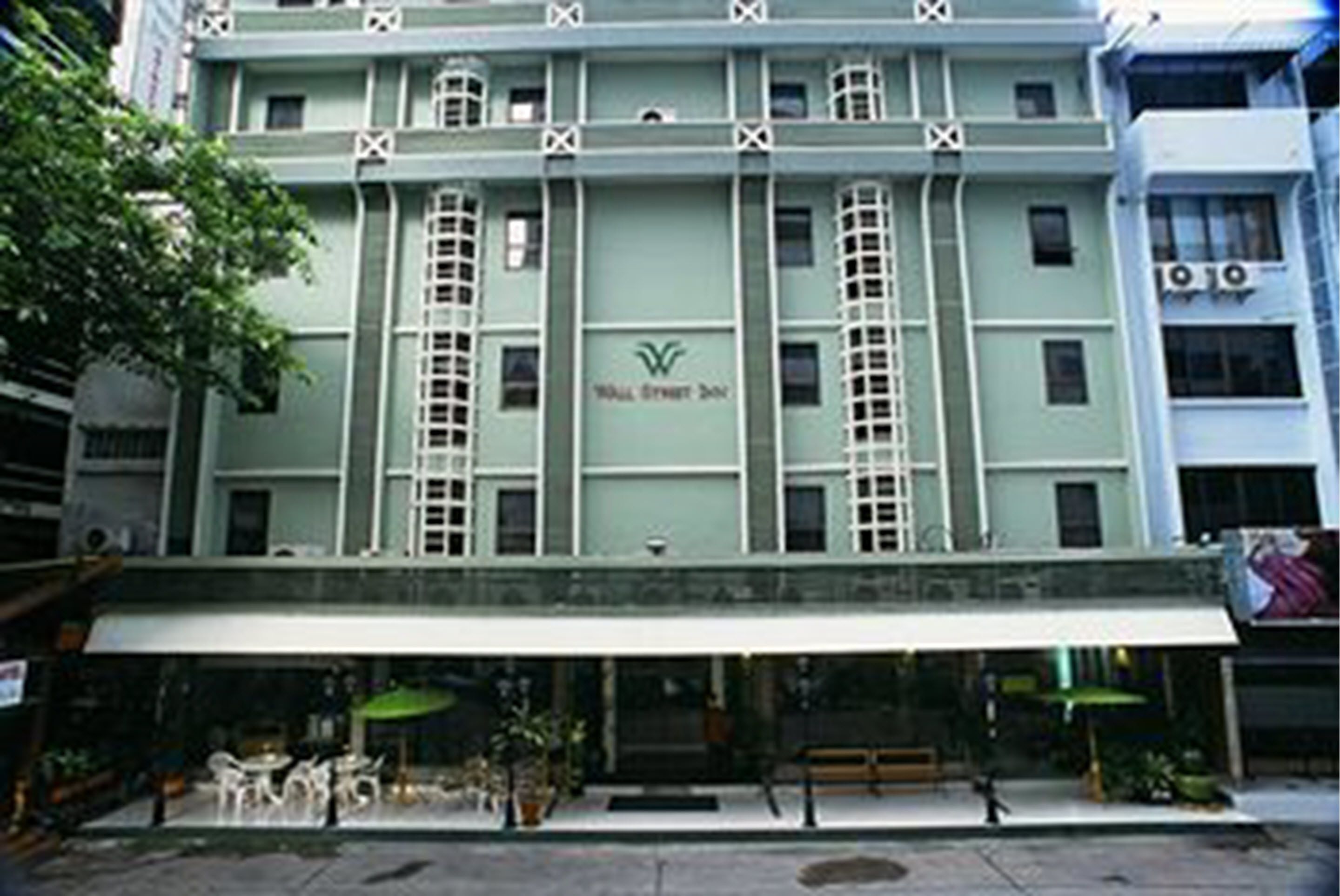 Photo - Wall Street Inn, Bangkok
