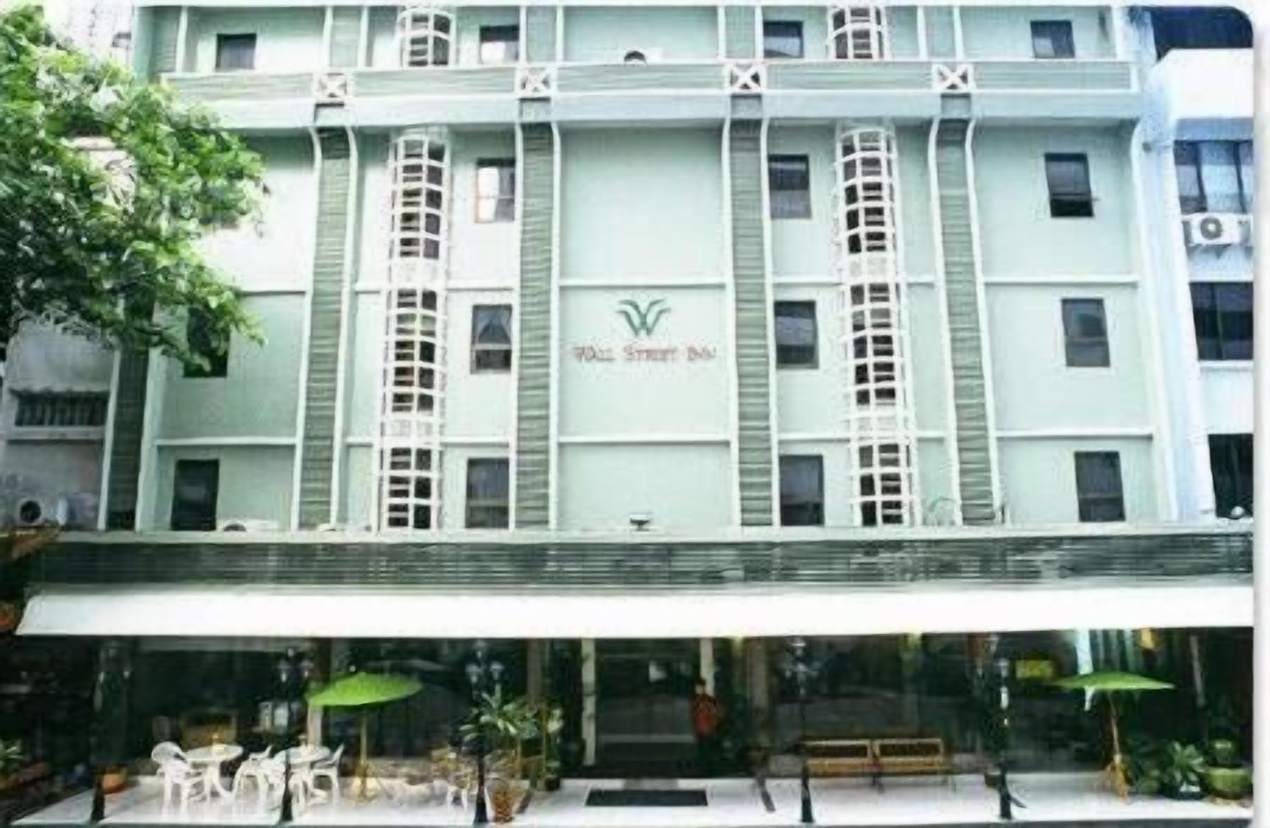Photo - Wall Street Inn, Bangkok