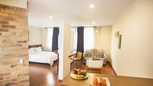 Suite Loft | Premium bedding, in-room safe, desk, free WiFi - Viaggio Parque 54 (Bogotá)