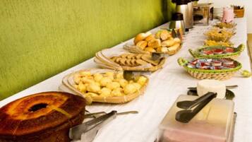 Tägliches inbegriffenes Frühstücksbuffet