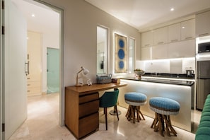 Private kitchenette