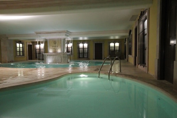 Piscine couverte