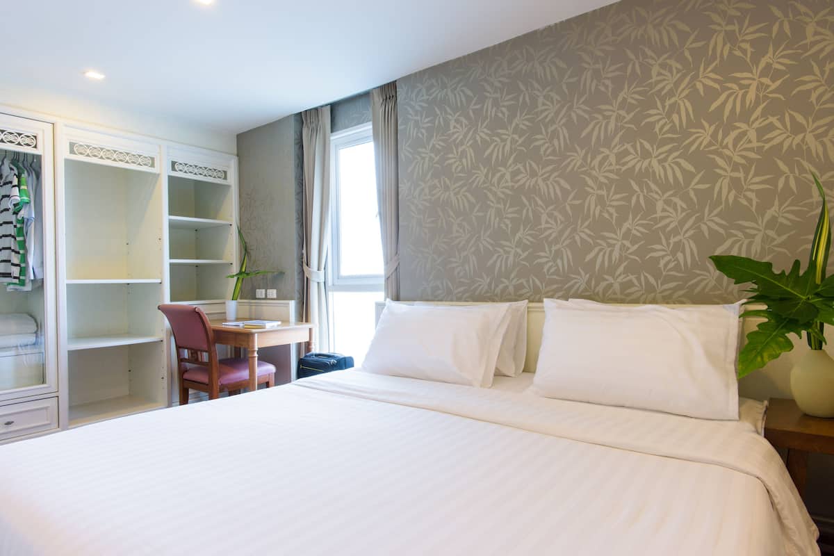 1 bedroom, in-room safe, soundproofing, iron/ironing board