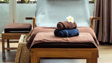 Aromatherapy, hot stone massages, deep-tissue massages, Thai massages