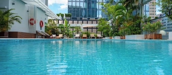 Sabai Sathorn