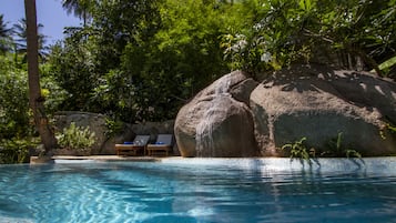 Bougainvillea Villa 3 Bedroom | Terrace/patio