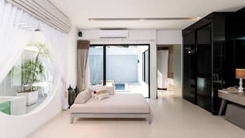 Villa with Private Pool | 1 Schlafzimmer, Minibar, Zimmersafe, Schreibtisch