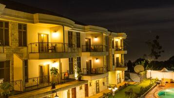 Front of property - evening/night