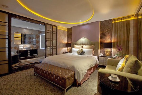 Couette en duvet d'oie, articles gratuits dans le mini-bar