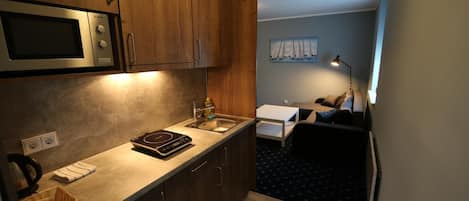 Business-Apartment | Eigene Küche | Wasserkocher mit Kaffee-/Teezubehör, Wasserkocher