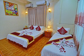 Familierom | Sengetøy av topp kvalitet, senger med overmadrass og minibar