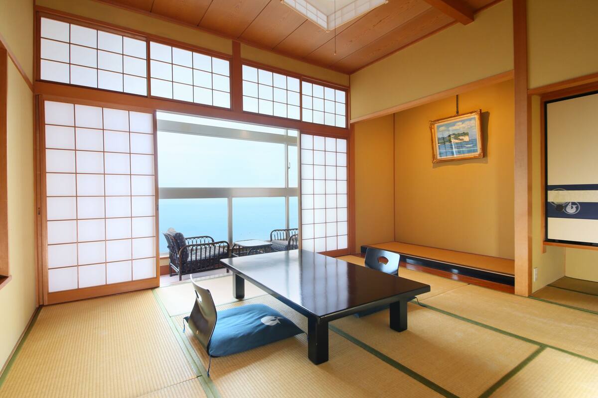 In-room safe, free WiFi, individually decorated, individually furnished