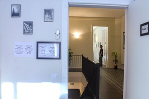 Interior - "360 Hostel Centro (Barcelona)