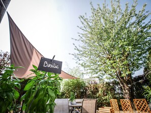 Terrace/patio - Hôtel Inn Design & Restaurant Chartres (Chartres)
