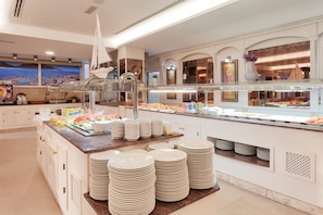 Frokost serveres