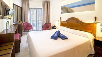 Minibar, in-room safe, desk, blackout curtains