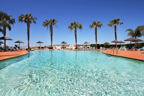 Pool - Vila Mós (Lagos)