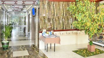 Pintu masuk interior