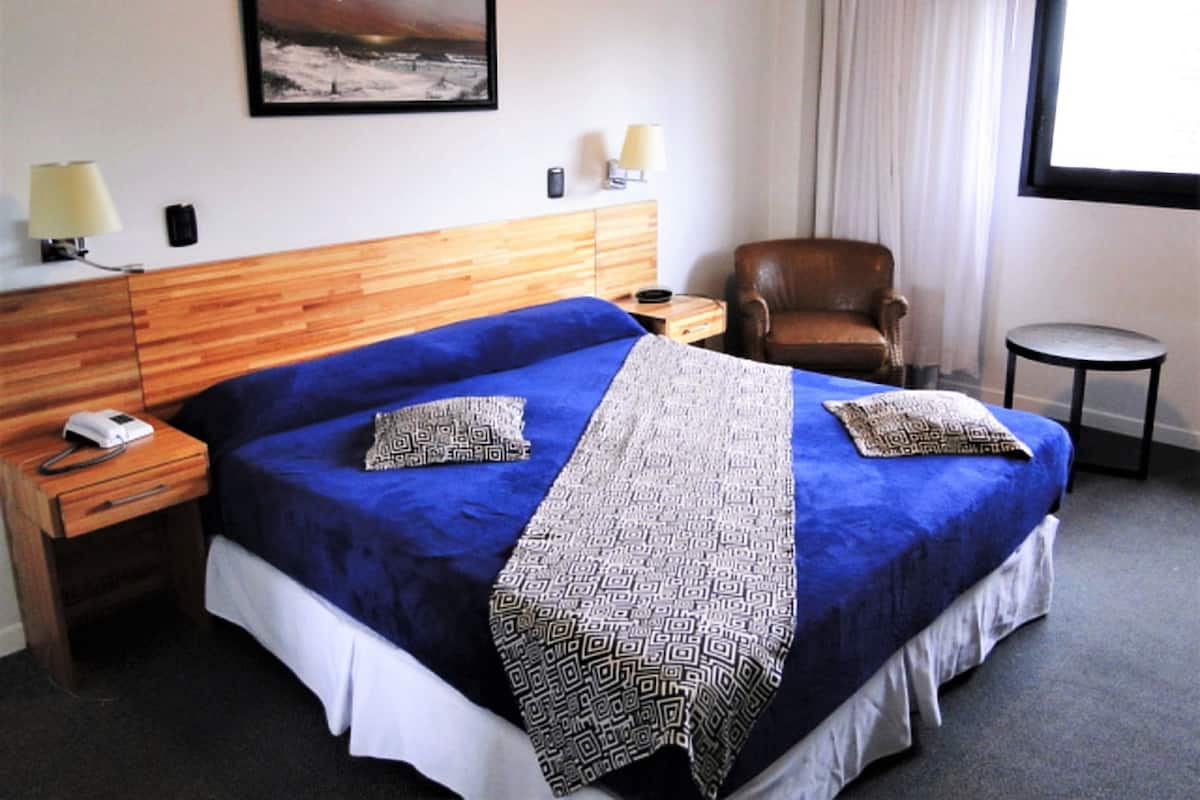 Superior Room, 1 Double Bed | In-room safe, desk, cribs (free), rollaway beds (surcharge)