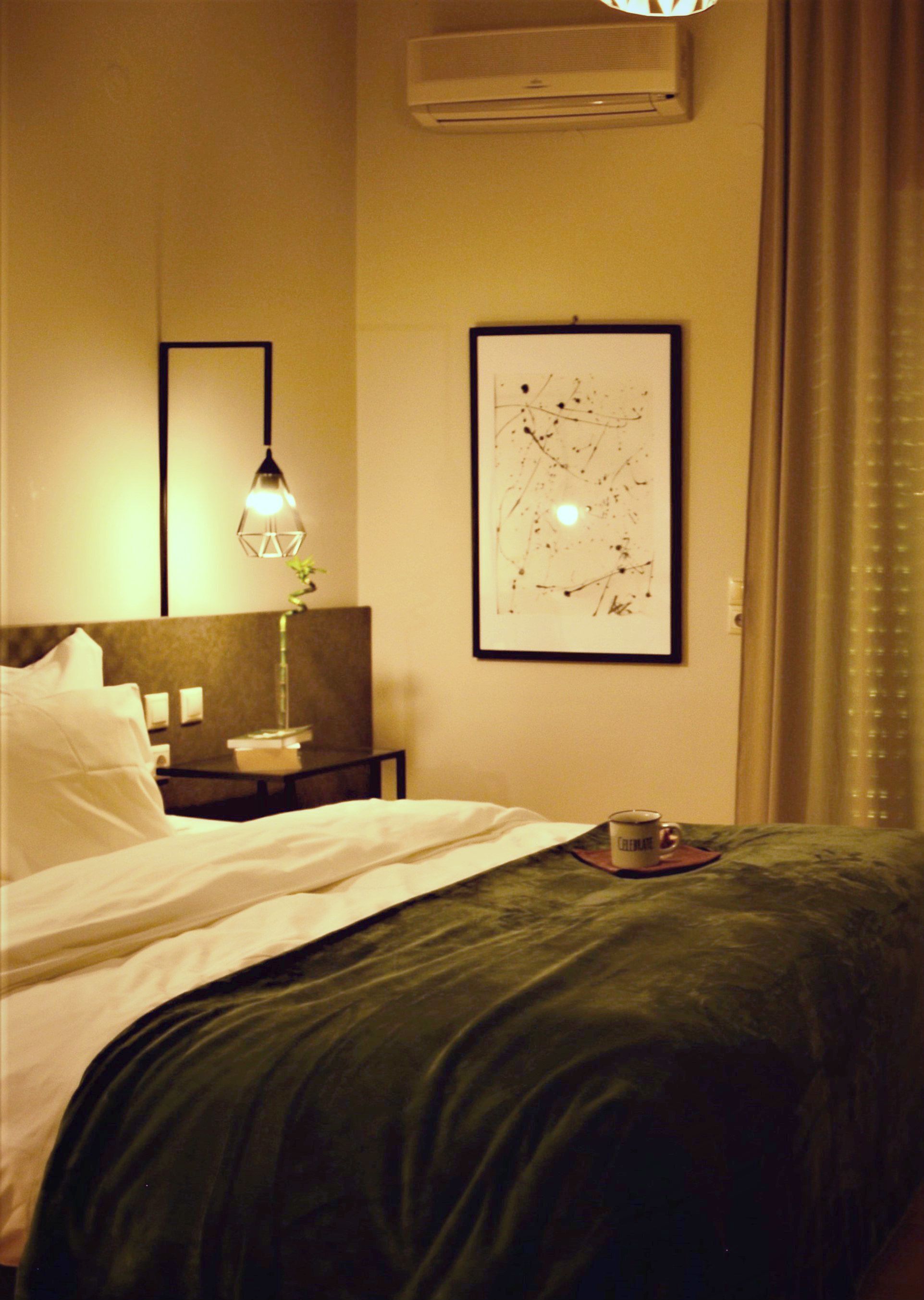 Hypo-allergenic bedding, in-room safe, individually decorated