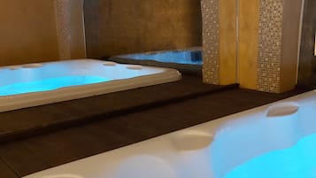 Sauna, boblebad, dampbad, 1 behandlingsrum, massagebehandlinger