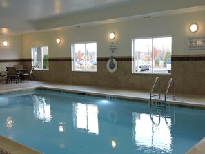Pool - Holiday Inn Express & Suites Montgomery by IHG (Montgomery)