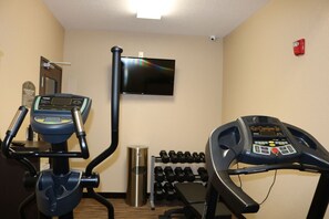 Fitness facility - Cobblestone Inn and Suites - Lake View (Lake View)