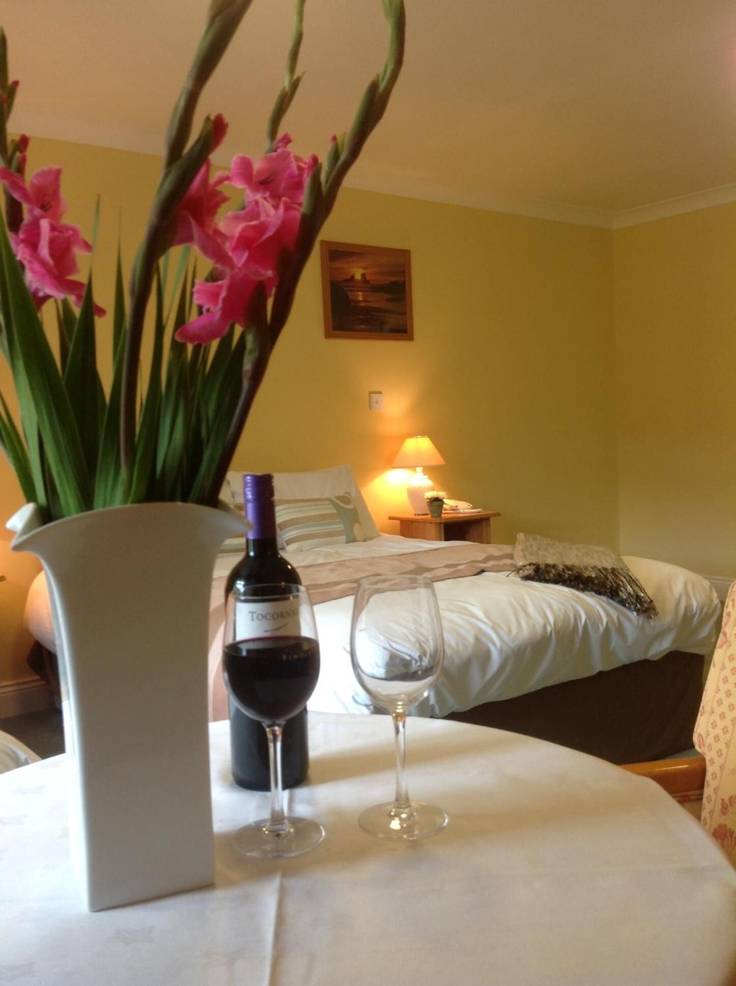 Caixa forta a l&#x27;habitació, escriptori i habitacions insonoritzades 