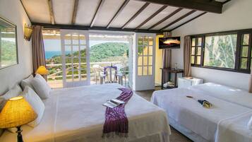 Quarto quadruple Standard, 1 quarto | 1 bedroom, minibar, in-room safe, desk