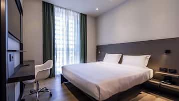 Minibar, Zimmersafe, Schreibtisch, schallisolierte Zimmer