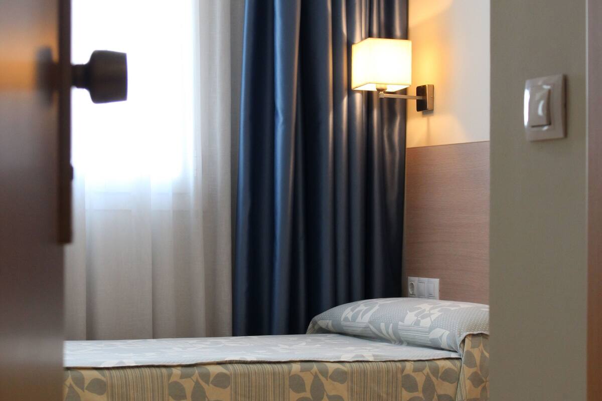 Coffres-forts dans les chambres, Wi-Fi gratuit