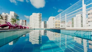 Piscina externa