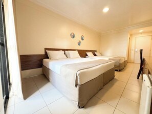 Minibar, in-room safe, desk, free cots/infant beds - Adaba Mistral (Fortaleza)