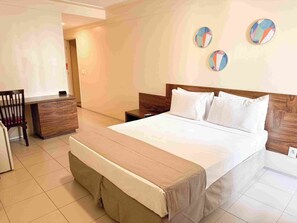 Minibar, in-room safe, desk, free cots/infant beds - Adaba Mistral (Fortaleza)