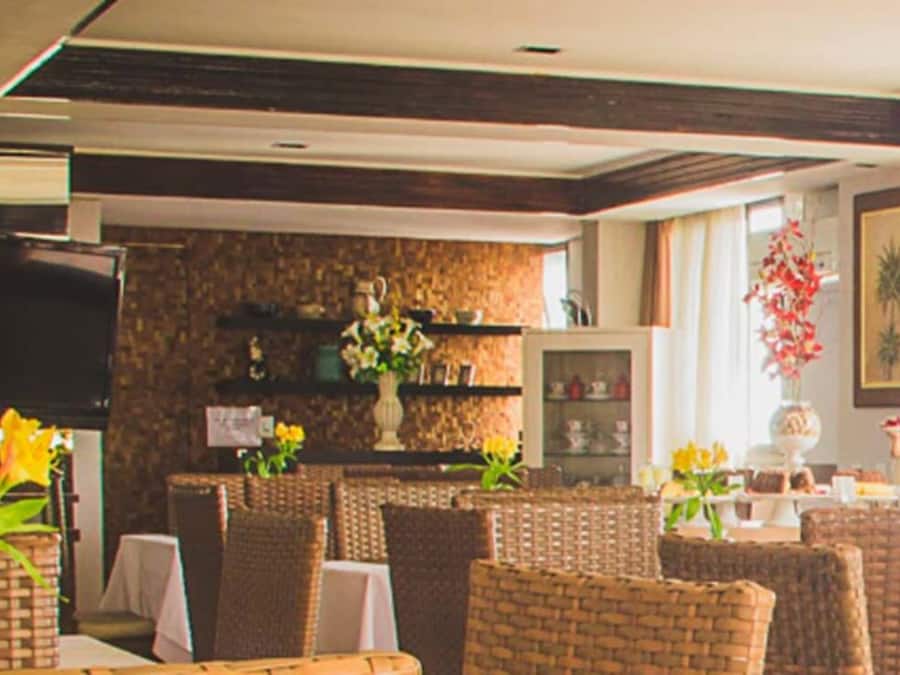 Desayuno buffet incluido todos los días