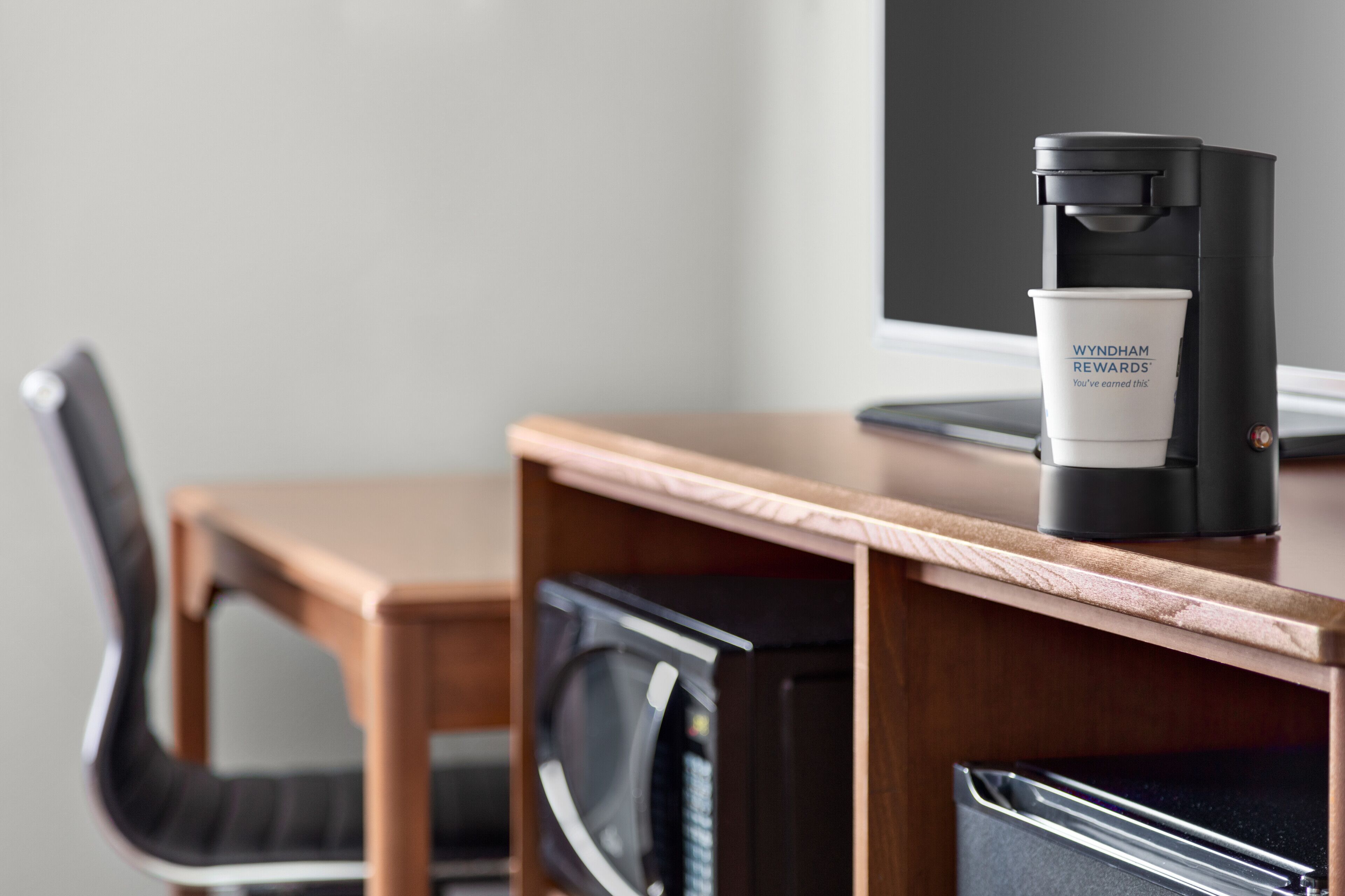 premium bedding, in-room safe, desk, laptop workspace