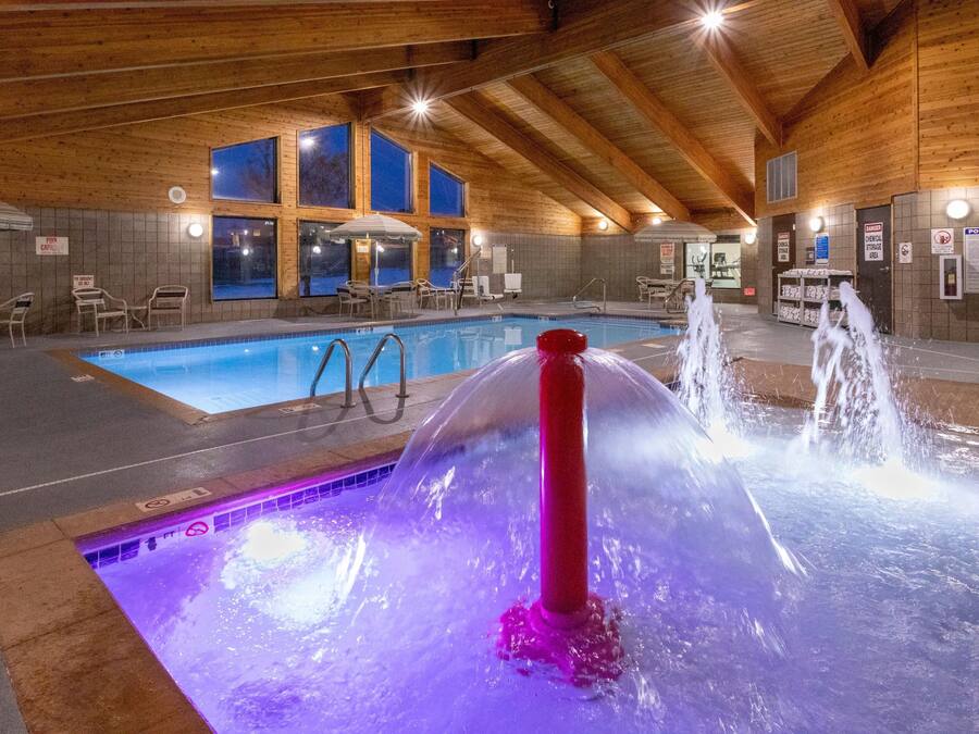 2 indoor pools
