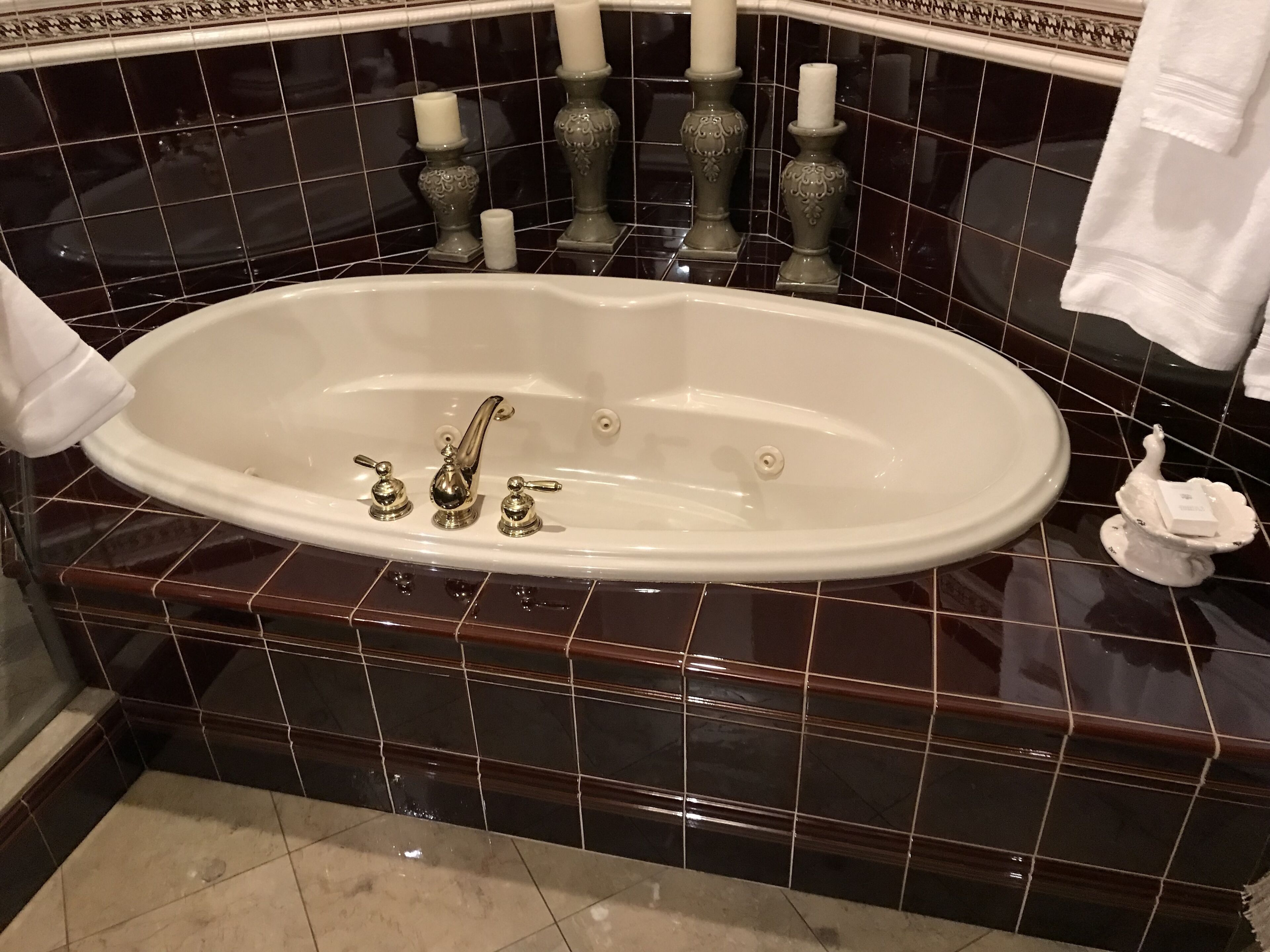 signature suite, 1 bedroom | bathroom | designer toiletries, hair dryer, bathrobes, towels