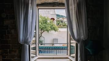 Chambre Double Supérieure, vue piscine | Vue de la chambre